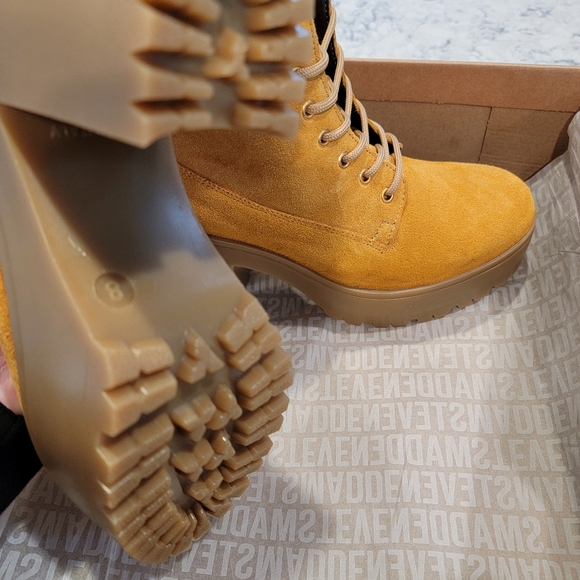 Steve Madden Tindra Womens Suede Platform Ankle Boots | US 8 NEW! - Picture 7 of 14